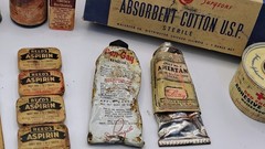 Vintage/Antique First Aid Bandages Bengay Aspirin Johnson & Johnson Walgreens…