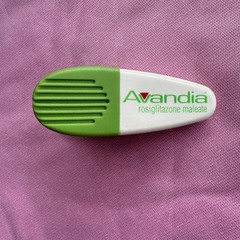 Avandia Drug Magnetic Clip Pharmaceutical Rep Promo Advertising Hard To Find