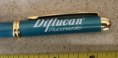 Vintage Pfizer Roerig Diflucan Fluconazole Drug Rep BLUE GREEN Pen Metal Taiwan