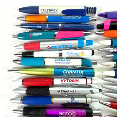 Lot of 46 Pharmaceutical Advertising Click Pens Drug Reps Zoloft Chantix Nexium