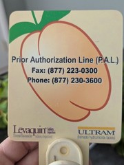 Vintage Levaquin Ultram Medicine Refrigerator Magnet Memo Clip Drug Rep Merch