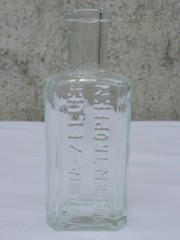 2X Old Small Medicine Glass Pharmacy Apothecary Bottle Maria Zeller Magnet Drops