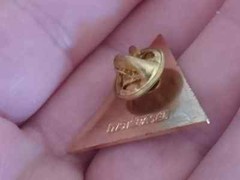 SANDOZ Pharmaceuticals pin LSD Albert Hofmann – BENVENUTO logo pin badge
