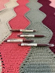 Drug Rep ZETIA Collectible Gel Pens x 4 RARE NEW