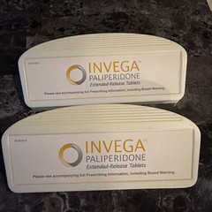 Invega Magnet Clip Lot Drug Rep Promo Early 2000s