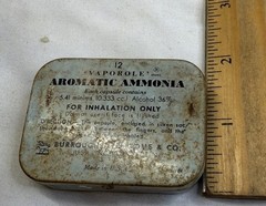 BURROUGHS WELLCOME & CO Vaporole Aromatic Ammonia Vintage Tin