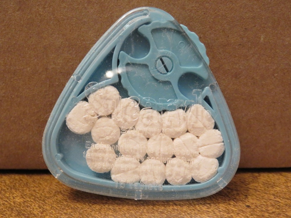 Vintage SUCARYL SODIUM (SACCHARIN) CONTAINER