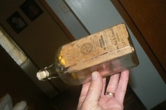 SUPER RARE 1890s SAVOY DRUGEIST LABELED CLEAR SQUAR CORK BOTTLE. CHICAGO. ILL.