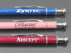 Aricept Diflucan Zyrtec PENS Uniquel Ball Clickers Drug Rep Pharmaceutical Lot