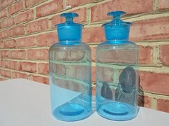 Pr Vintage Blue Glass Apothecary Jars Made in Portugal Ground Stoppers 8 3/8″