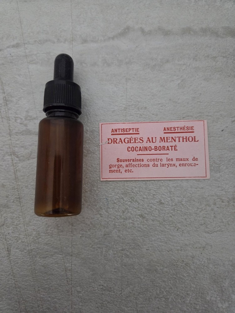 Vintage medicine label In French – Translated: Menthol Dragons/Cocaine-Borate
