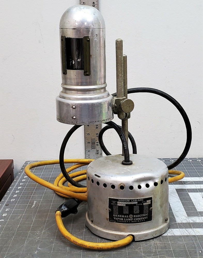 VINTAGE SODIUM LAB ARC Polariscope Light Source General Electric Vapor Lamp Comp