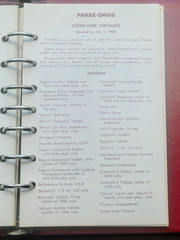 1982 Parke Davis Pharmaceutical Sales Rep Price Guide 7-Ring Binder Catalog VTG