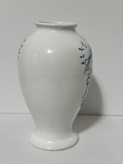 1989 Lilly Made in Portugal Blue & White Apothecary 10″ Vase Diascord