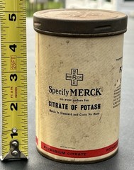 Antique Pharmaceutical „Specify Merck“ CITRATE OF POTASH 5″ Paper & Metal Can
