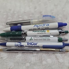Lot of 7 Pharmaceutical Pens Namenda Spiriva Apidra Singular Tricor Vitas Drug