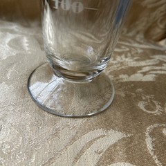 Vintage ETCHED GLASS FOOTED 16 oz 500 cc graduated chemistry BEAKER APOTHECARY