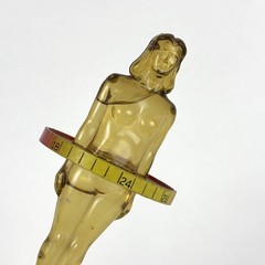 DIURIL VINTAGE Plastic 6.5” MEDICAL AD. 1958 OIL Filled ANATOMY FIGURINE FEMALE