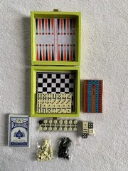 Zyrtec Pharmaceutical Travel Games Set Advertising Promotional Green Case Unused