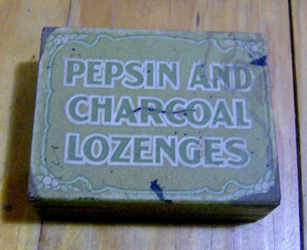 antique 1890s PEPSIN CHARCOAL LOZENGES box GLYNN Saxtons River VT medical pills
