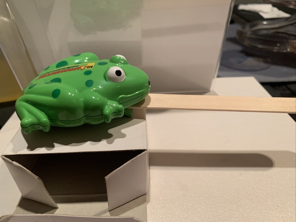 Tongue Depressor Holder Frog NEW Pediatrics Nose Light Up When Insert Depressor