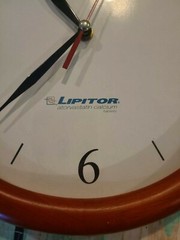 LIPITOR Clock DOCTORS OFFICE Clock WALL 10” CLOCK PHARMACEUTICAL DRUG REp