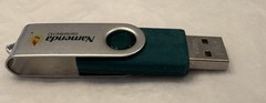 VTG NAMENDA USB FLASH DRIVE + LANYARD SET in METAL TIN PHARMA REP LOGO NEW