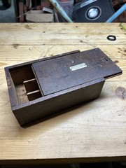 Will Corporation Laboratories Box