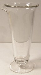 VINTAGE GLASCO CLEAR GLASS ETCHED FOOTED MEASURING POURING BEAKER APOTHECARY LAB