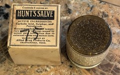 1930’s Hunt’s Salve 2 oz Jar w/ Original Box Allied Drug Chattanooga, Tenn Full