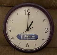 NEXIUM Wall Clock Pharmaceutical Collectible Battery Operated • WORKS!
