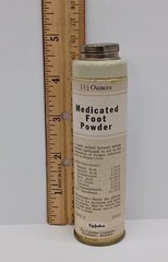 Upjohn Vintage Medicated Foot Powder 1.5oz Pharmaceutical Collectible Tin