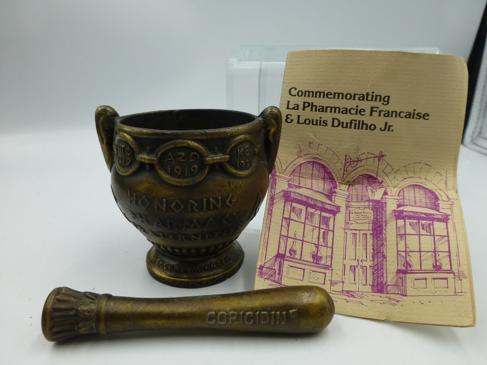 Vintage Coricidin Mortar & Pestle for La Pharmacie Francaise & Louis Dufilho JrB