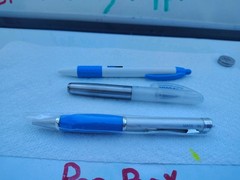 Singulair 3 pen lot 2 Metal 1plastic Drug Rep Pharma Movie Prop Swag New