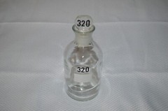 WHEATON ~ VITRO ~ U.S.A. ~ GLASS LABS BOTTLES ~ LABORATORY ~ PHARMACEUTICAL ~NEW