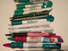 Variety Pen Pharmaceutical Drug Rep Lot of 32 Flomax, Ambien, Norvasc, Diflucan