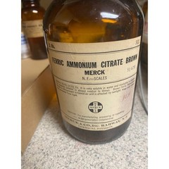 Vintage Merck Ferric Ammonium Citrate Apothecary Bottle Amber 1lb