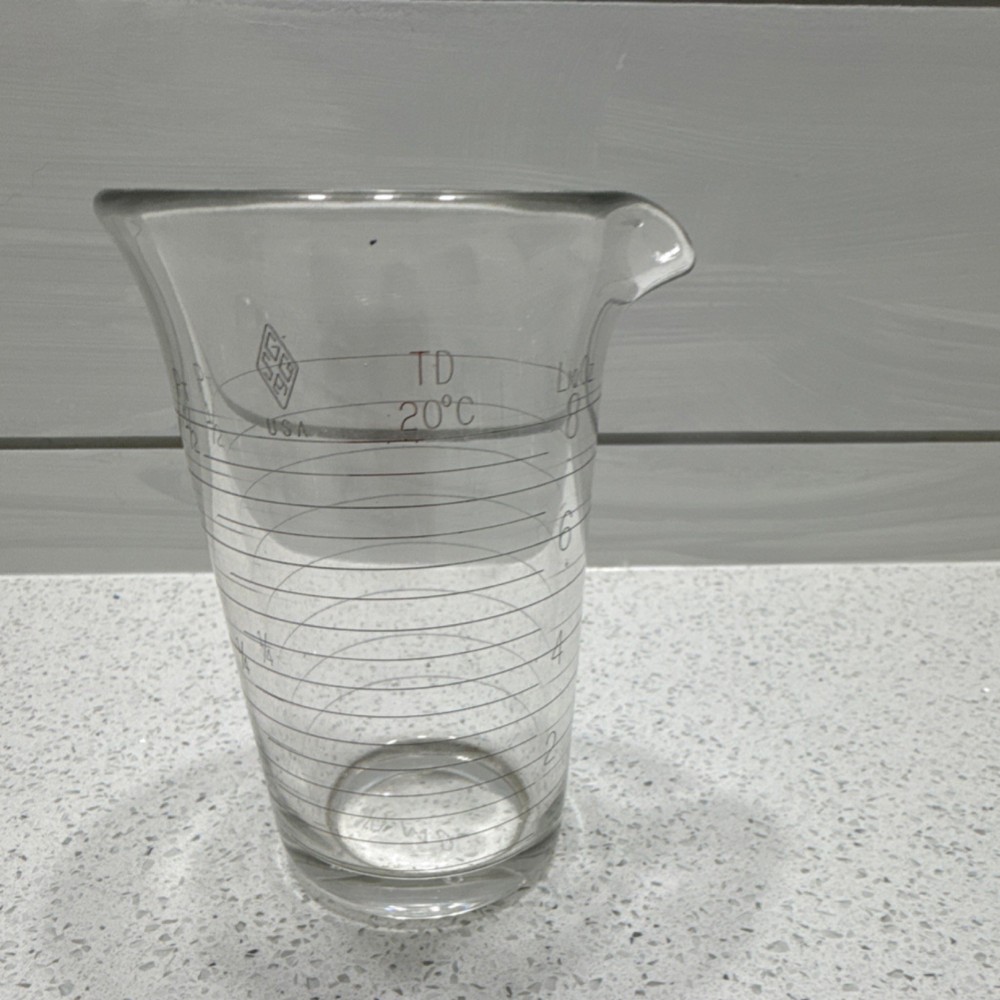 Glass Laboratory Pharmaceutical Measuring Beaker TD 20°C