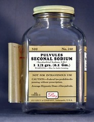 Empty Vtg Lilly Seconal Barbital Pharmacist dispensing Clear Bottle x500 w/ Lid