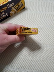 Vintage Lemon Vicks Medicated Cough Drops .10, 20 package case in display box