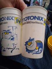 2 PROTONIX I.V. 40 mg PLASTIC CUP PHARMACEUTICAL DRUG REP ITEM As Is