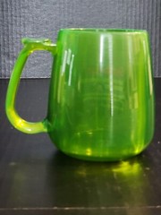 Pharmaceutical Drug Symbicort Green Plastic Beer Mug Cup Advertising Thumb Rest