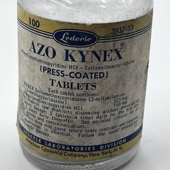 Vintage 1950’s AZO-KYNEX PYRIDIUM Tablets Medicine Bottle Collectible
