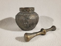 Vintage Brass RX Maimonides 1135-1204 Secundum Artem Mortar & Pestle Coricidin