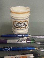 Lot of 18 Pharmaceutical Drug Rep Promotional Pens Metal & Plastic W/Glass Jar