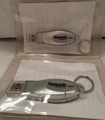 VTG LOT OF 2 NAMENDA USB FLASH MEMORY DEVICES + KEYRINGS PHARMA REP LOGO NEW