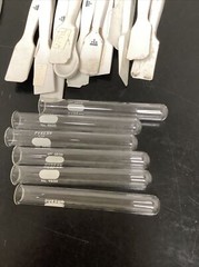 Lot Of 22 Coors Spatulas And Pyrex 9800 Test Tubes