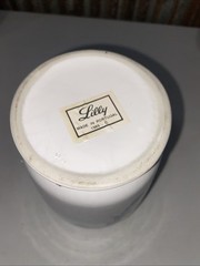 VINTAGE LILLY DRUG BLUE WHITE CERAMIC PHARMACY APOTHECARY JAR VASE U:CAELFUL:FO