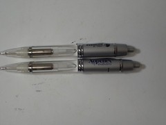 (18) High-End Pharmaceutical & More Advertising Pens Plastic & Metal Some Lights