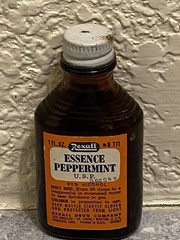 VINTAGE Rexall PPERMINT Tonic “USE 30 Drops FOR FLATULENCE” Drug KING Sticker